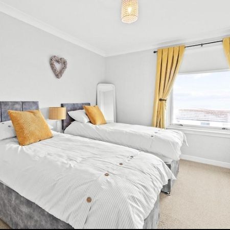 Balmoral Residence 30 Mins From Edinburgh And Glasgow Falkirk Exterior photo