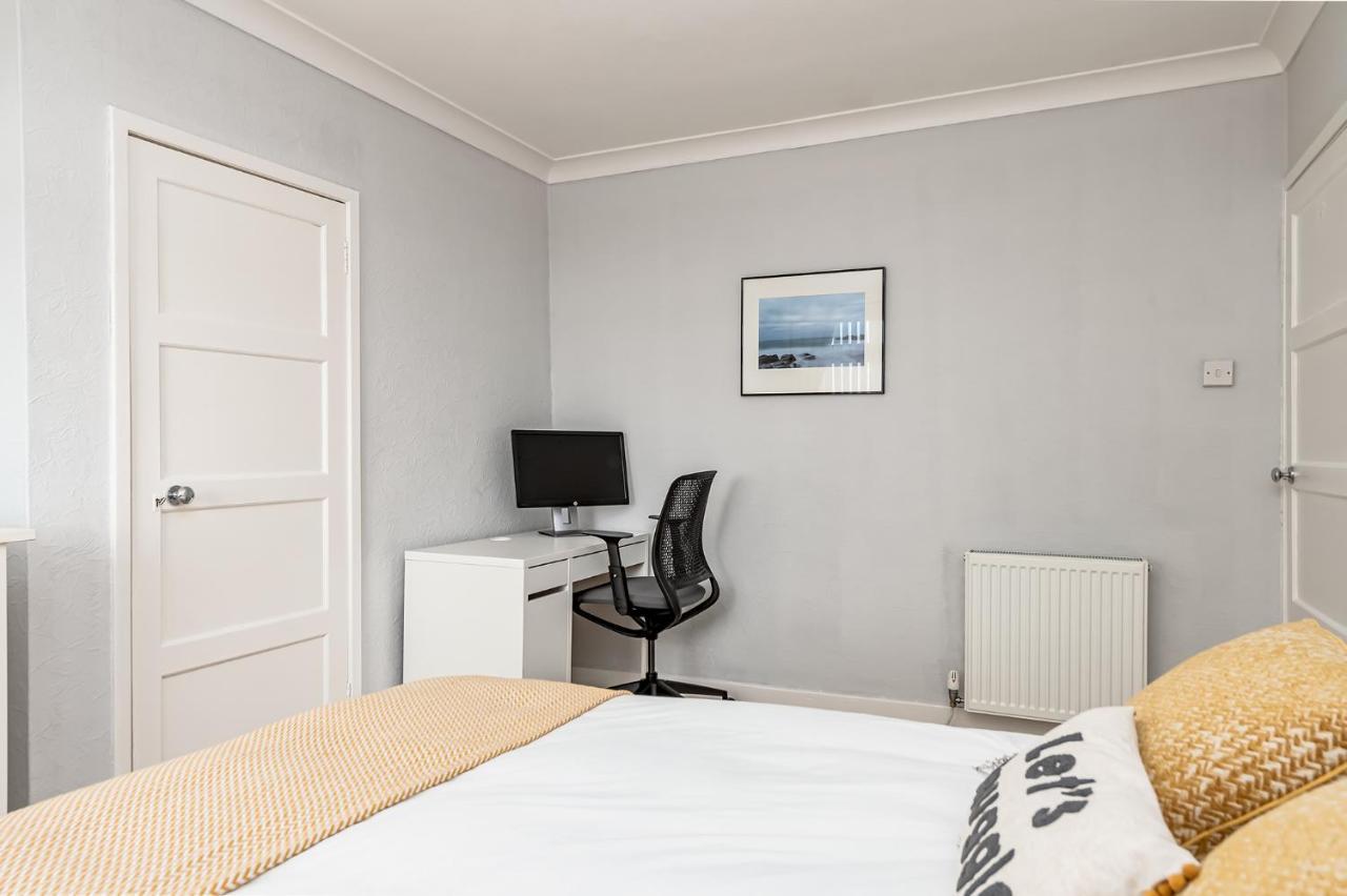 Balmoral Residence 30 Mins From Edinburgh And Glasgow Falkirk Exterior photo